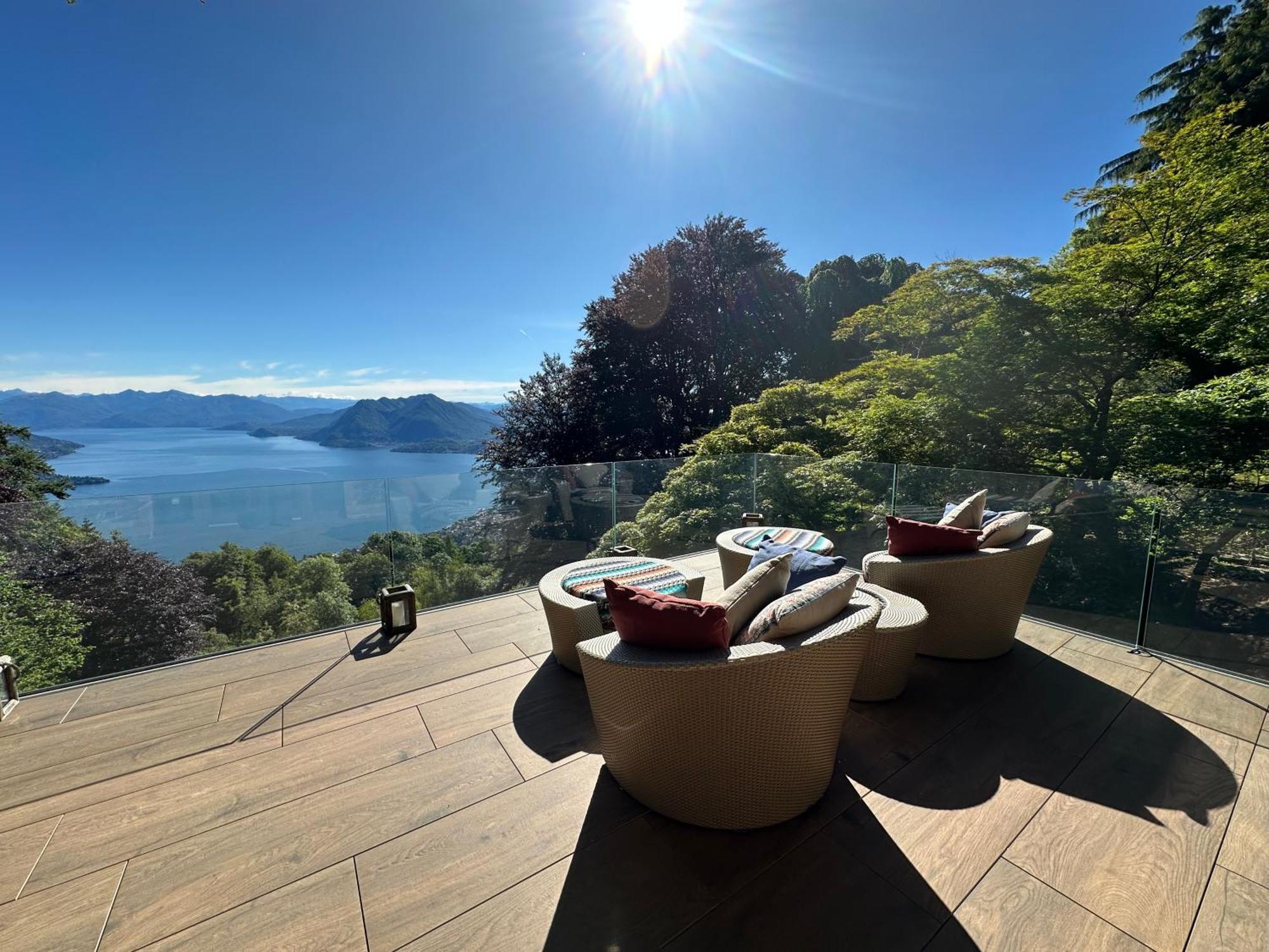 Private Luxury Spa & Silence Retreat With Spectacular View Over The Lake Maggiore Stresa Exterior foto